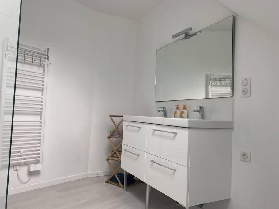 Kay Doudou 60M2 - 5 Min Aeroport - Navette - Parking Bonlier Exterior foto